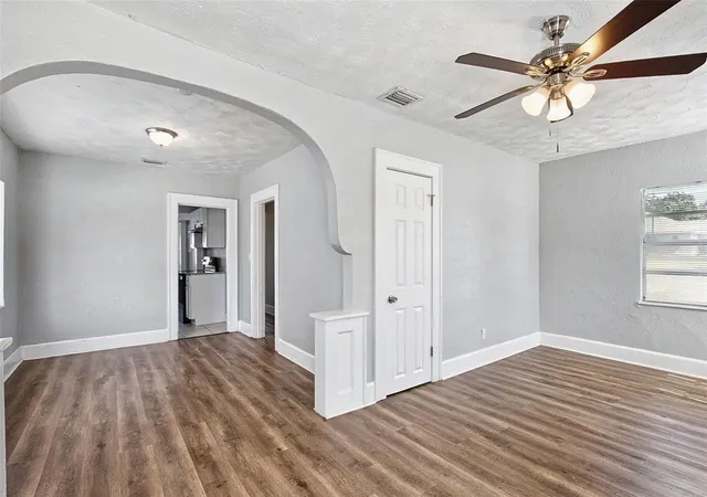 Photo 3 of Single family home for sale at 3521 21st Avenue S, Saint Petersburg, FL 33711 | MLS# O6452444 | Listing updated on 2026-10-29