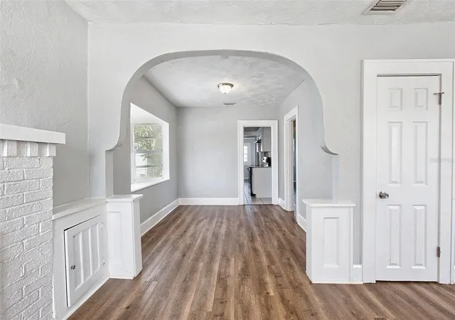 Photo 4 of Single family home for sale at 3521 21st Avenue S, Saint Petersburg, FL 33711 | MLS# O6452444 | Listing updated on 2026-10-29