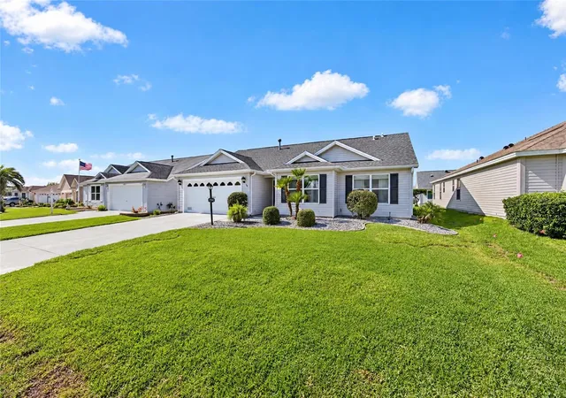 Photo 1 of Single family home for sale at 17942 SE 88th Cascade Ct, The Villages, FL 32162 | MLS# G5119444 | Listing updated on 2026-10-30