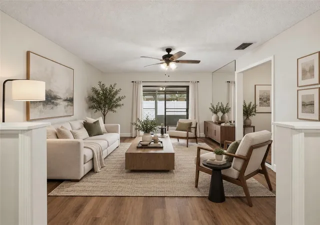 Listing Photo 5 - Condo for sale in building located at 2228 Ohara Ct, ORLANDO, FL 32812 - Unit #1052