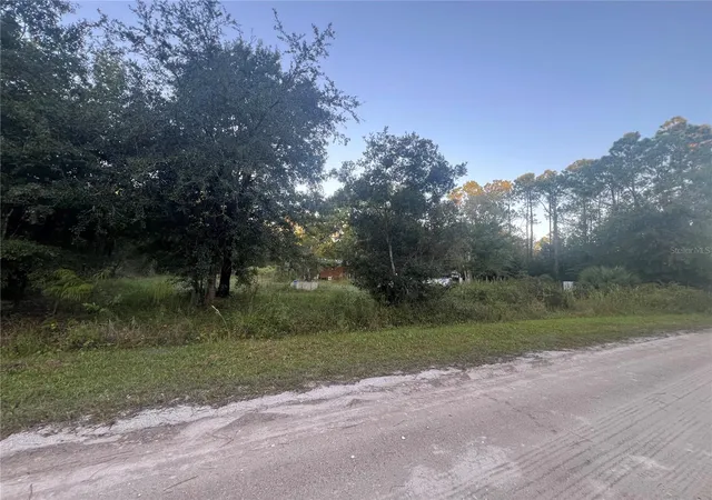 Photo 3 of Manufactured home for sale at 1696 Rosewood St, Bunnell, FL 32110 | MLS# FC322340 | Listing updated on 2026-10-24