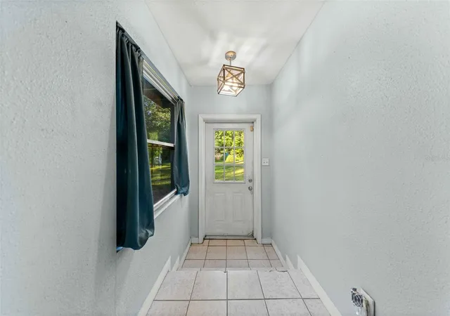 Photo 3 of Single family home for sale at 4505 NW 19th Avenue, Ocala, FL 34475 | MLS# OM734631 | Listing updated on 2026-10-25