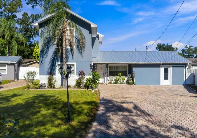 Single family home for sale at 6711 Ralston Beach Cir, TAMPA, FL 33614 | MLS# TB8561215