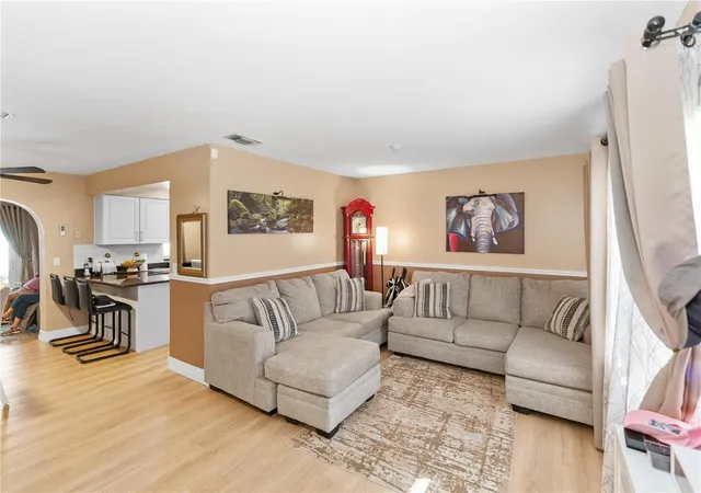 Photo 4 of Single family home for sale at 6711 Ralston Beach Cir, Tampa, FL 33614 | MLS# TB8561215 | Listing updated on 2026-10-30