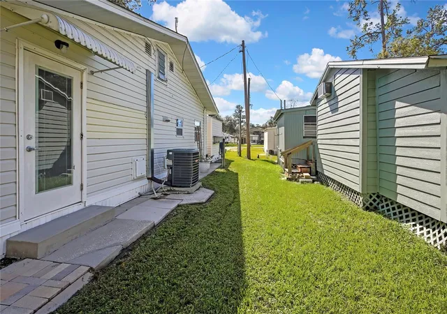 Photo 4 of Single family home for sale at 2092 Culbreath Rd #A74, Brooksville, FL 34602 | MLS# W7890615 | Listing updated on 2026-10-29