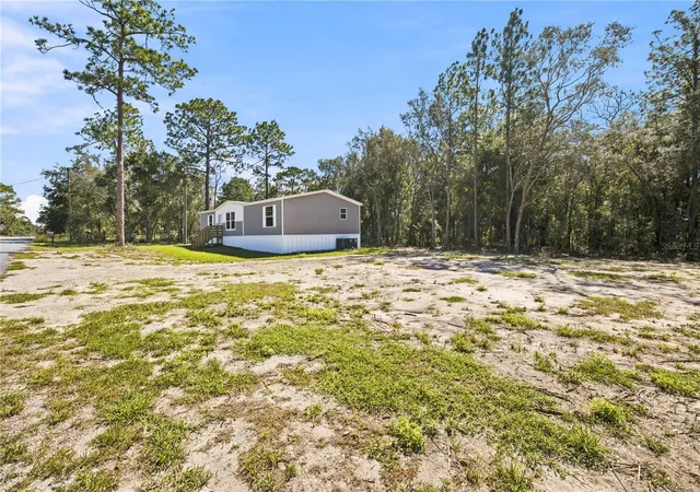 Photo 1 of Manufactured home for sale at 14330 SE 28th Street, Morriston, FL 32668 | MLS# OM734633 | Listing updated on 2026-10-28