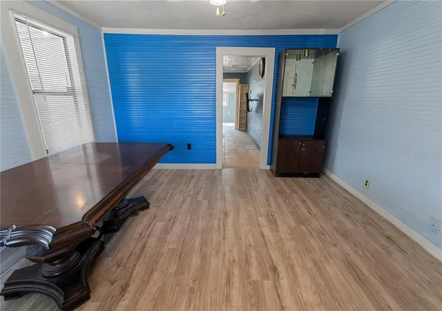 Photo 3 of Single family home for sale at 403 N Wetmore St, Lake Wales, FL 33853 | MLS# K4903919 | Listing updated on 2026-10-25