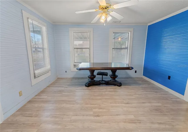 Photo 4 of Single family home for sale at 403 N Wetmore St, Lake Wales, FL 33853 | MLS# K4903919 | Listing updated on 2026-10-25