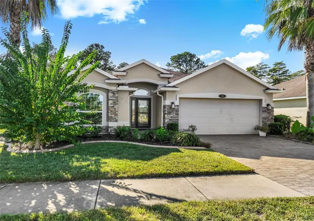 Photo 1 of Single family home for sale at 21 Arrowhead Dr, Palm Coast, FL 32137 | MLS# FC322344 | Listing updated on 2026-10-25