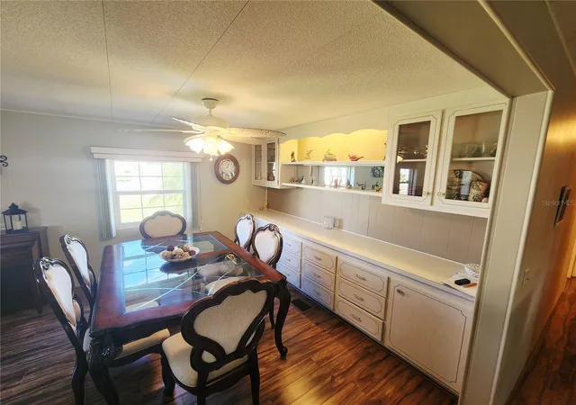 Photo 3 of Manufactured home for sale at 808 53rd Avenue E #7, Bradenton, FL 34203 | MLS# A4710739 | Listing updated on 2026-10-28