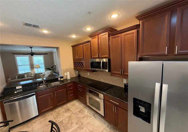 Photo 4 of Single family home for sale at 5263 Baskin St, Orlando, FL 32814 | MLS# O6452507 | Listing updated on 2026-10-27
