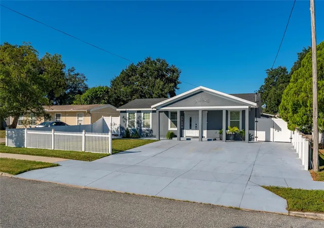 Photo 3 of Single family home for sale at 1418 Overdale St, Orlando, FL 32825 | MLS# S5160141 | Listing updated on 2026-10-29
