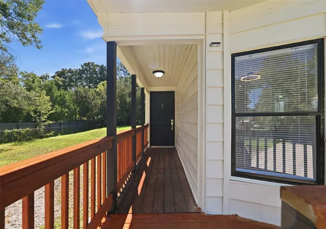 Photo 2 of Manufactured home for sale at 8036 S Meadowview Cir, Tampa, FL 33625 | MLS# TB8561234 | Listing updated on 2026-10-25