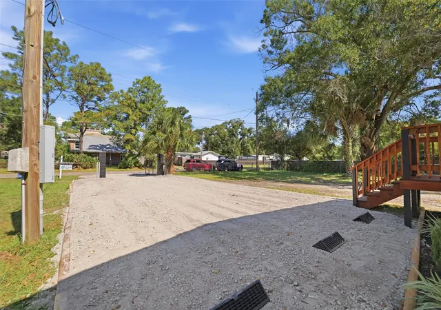 Photo 4 of Manufactured home for sale at 8036 S Meadowview Cir, Tampa, FL 33625 | MLS# TB8561234 | Listing updated on 2026-10-25