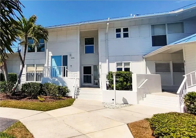 Listing Photo 1 - Condo for sale in building located at 876 Audubon Dr, BRADENTON, FL 34209 - Unit #876
