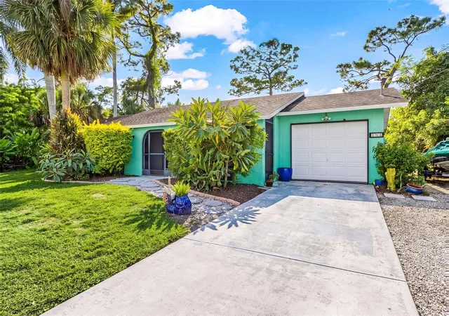 Photo 2 of Single family home for sale at 184 Karlow Ave, Lehigh Acres, FL 33974 | MLS# TB8561245 | Listing updated on 2026-10-27