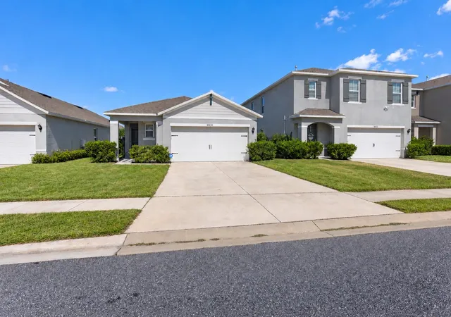 Photo 2 of Single family home for sale at 30430 Pintail Dr, Leesburg, FL 34748 | MLS# O6452518 | Listing updated on 2026-10-30
