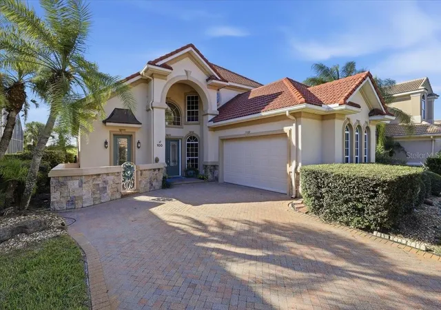 Photo 4 of Single family home for sale at 100 Emerald Lake Dr, Palm Coast, FL 32137 | MLS# FC322349 | Listing updated on 2026-10-28