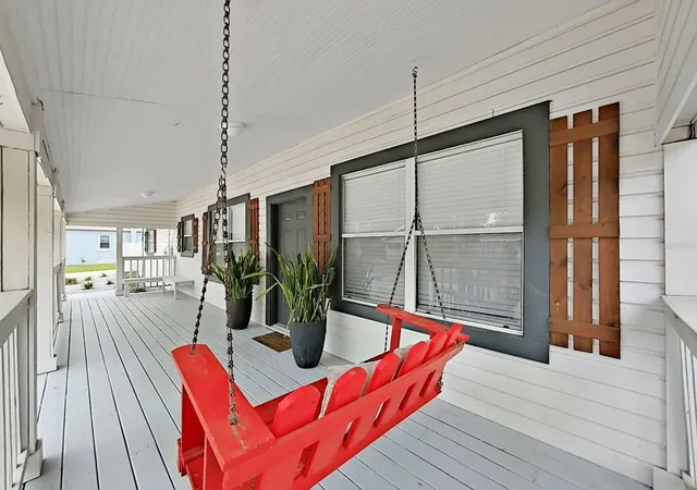 Photo 4 of Single family home for sale at 1215 E Curtis St, Tampa, FL 33603 | MLS# TB8561265 | Listing updated on 2026-10-27