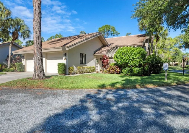 Photo 1 of House for sale at 3304 Sandleheath #25, Sarasota, FL 34235 | MLS# A4710753 | Listing updated on 2026-10-27