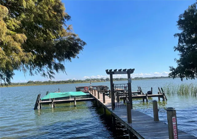 Photo 2 of Townhouse for sale at 2600 Lucerne Rd #508, Winter Haven, FL 33881 | MLS# O6452537 | Listing updated on 2026-10-28