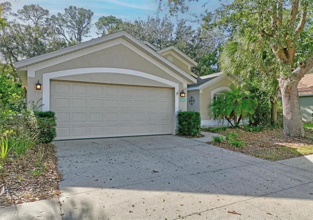 Photo 1 of Single family home for sale at 32 Shinnecock Dr, Palm Coast, FL 32137 | MLS# FC322353 | Listing updated on 2026-10-25