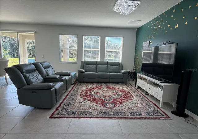 Photo 1 of Single family home for sale at 1913 Cricket Cradle Dr, Kissimmee, FL 34746 | MLS# O6452540 | Listing updated on 2026-10-28