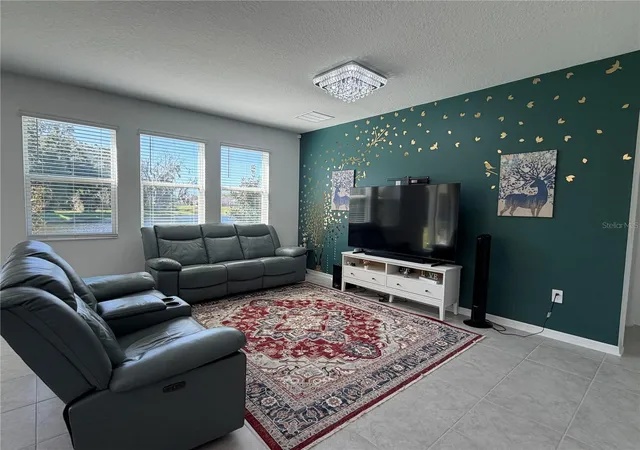 Photo 2 of Single family home for sale at 1913 Cricket Cradle Dr, Kissimmee, FL 34746 | MLS# O6452540 | Listing updated on 2026-10-28