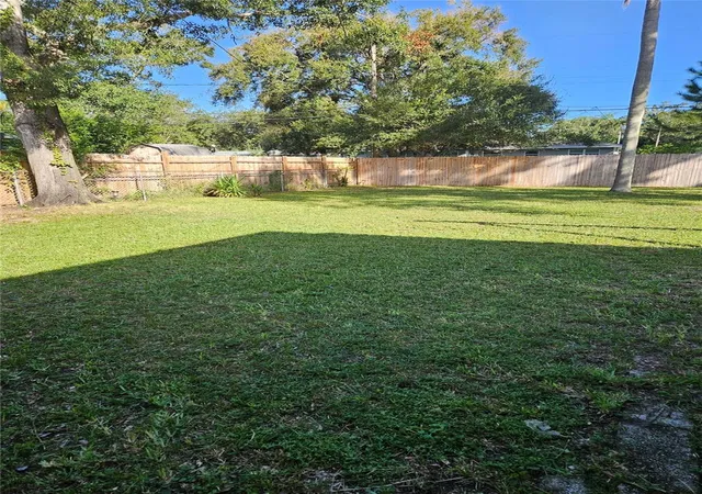 Photo 4 of Single family home for sale at 1916 Harding St, Clearwater, FL 33765 | MLS# O6452542 | Listing updated on 2026-10-29