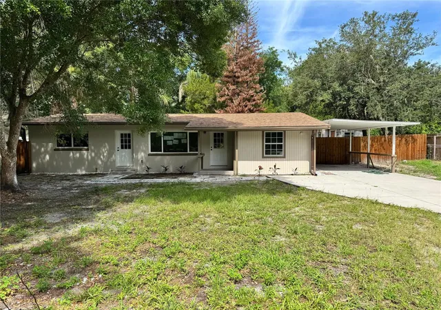 Photo 1 of Single family home for sale at 4358 Bedford Rd, Sanford, FL 32773 | MLS# TB8561279 | Listing updated on 2026-10-29