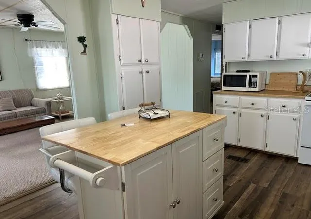 Photo 2 of Manufactured home for sale at 102 Trout, Punta Gorda, FL 33950 | MLS# C7532458 | Listing updated on 2026-10-27