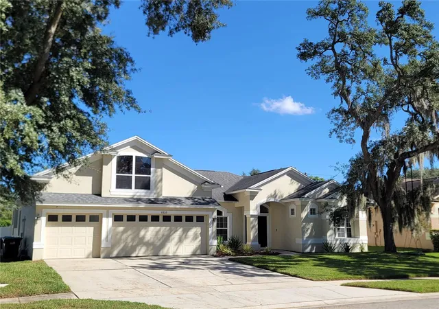 Photo 1 of Single family home for sale at 8335 Lake Crowell Cir, Orlando, FL 32836 | MLS# O6452565 | Listing updated on 2026-10-31