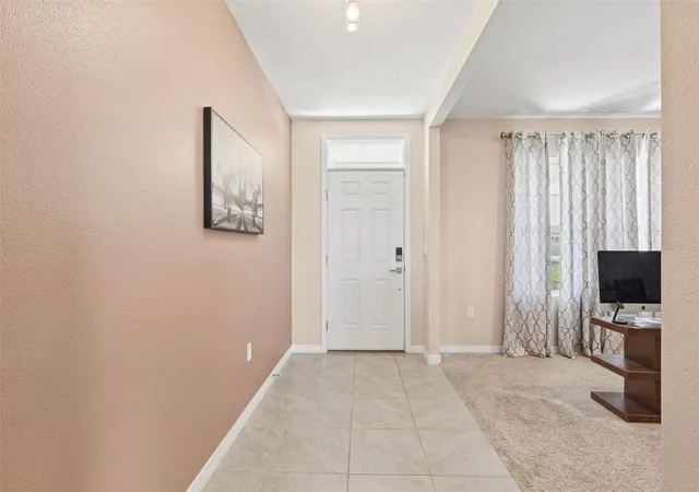 Photo 4 of Single family home for sale at 2645 Galway Grv Way, Lakeland, FL 33811 | MLS# S5160156 | Listing updated on 2026-10-26
