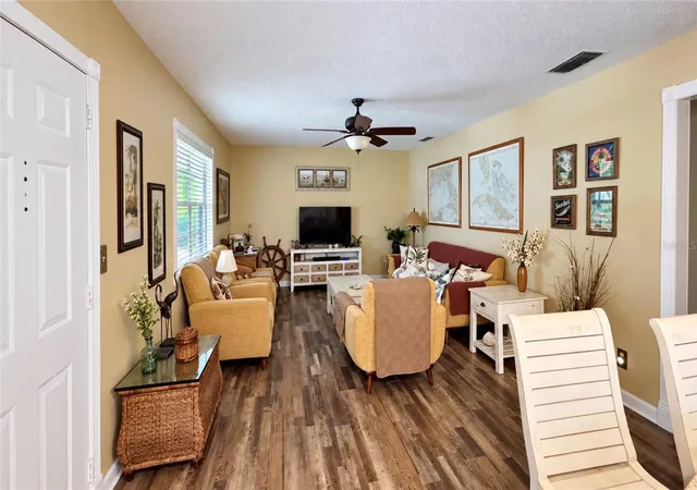 Photo 1 of Single family home for sale at 12325 Hicks Rd, Hudson, FL 34669 | MLS# TB8561298 | Listing updated on 2026-10-27