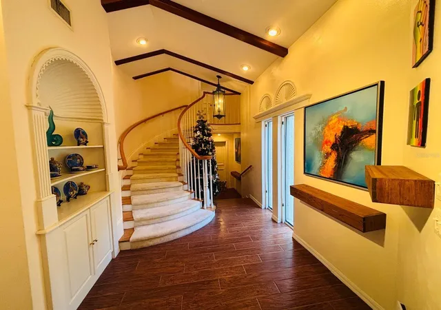Photo 4 of Single family home for sale at 100 Is Way, Winter Haven, FL 33884 | MLS# O6452572 | Listing updated on 2026-10-29