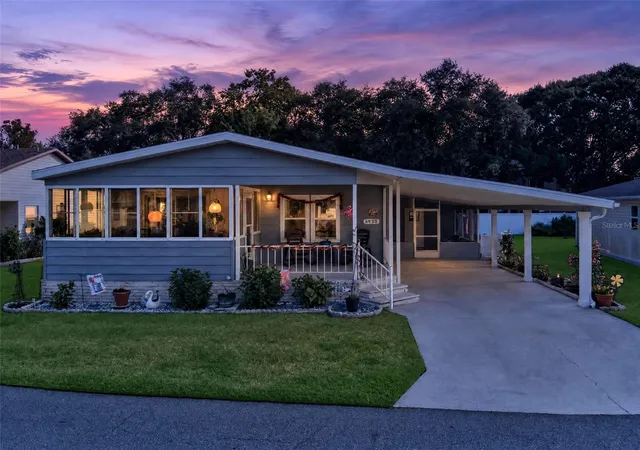 Photo 2 of Manufactured home for sale at 4930 Colonnades Cir E, Lakeland, FL 33811 | MLS# L4966021 | Listing updated on 2026-10-30