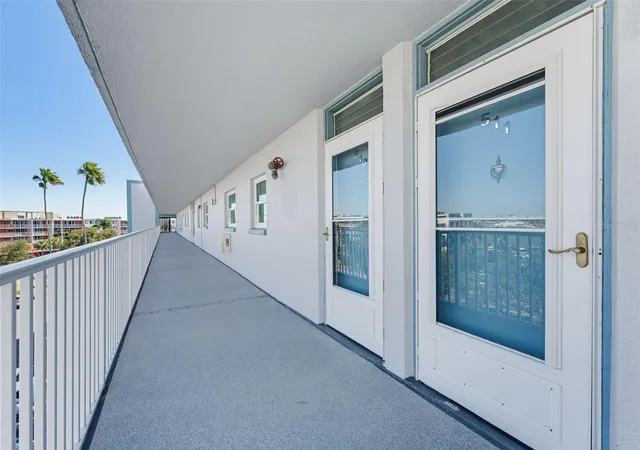 Photo 4 of Condo for sale at 1868 Shore Dr S #511, South Pasadena, FL 33707 | MLS# TB8561310 | Listing updated on 2026-10-27