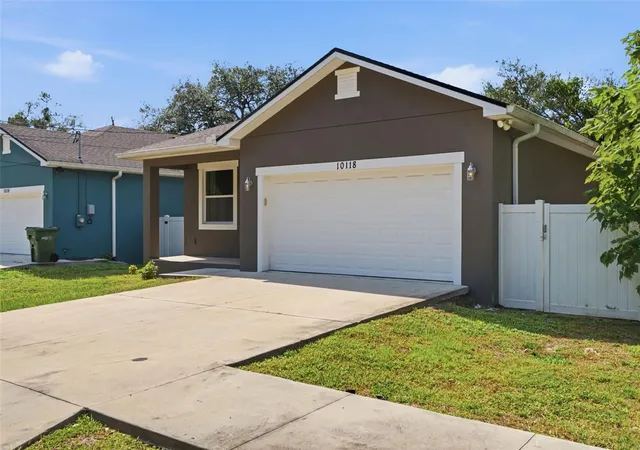 Photo 4 of Single family home for sale at 10118 N Brooks St, Tampa, FL 33612 | MLS# TB8561311 | Listing updated on 2026-10-28