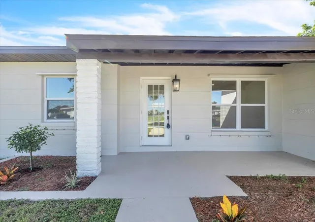 Photo 4 of Single family home for sale at 400 Dalton Blvd, Port Charlotte, FL 33952 | MLS# A4710764 | Listing updated on 2026-10-28