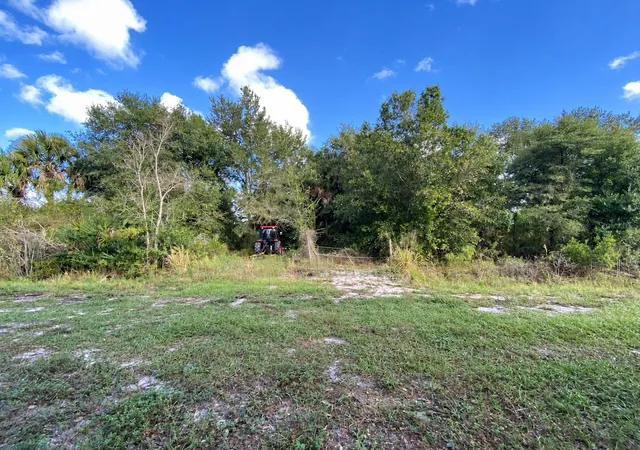 Photo 1 of Land for sale at 19835 NW 298th Street, Okeechobee, FL 34972 | MLS# C7532463 | Listing updated on 2026-10-28
