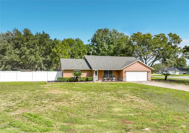 Photo 1 of Single family home for sale at 9913 Janette Ln, Clermont, FL 34711 | MLS# O6452593 | Listing updated on 2026-10-30