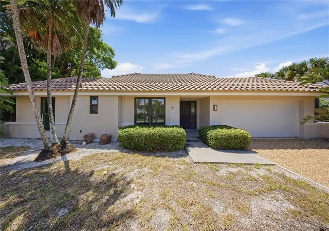 Single family home for sale at 1323 Par View Dr, SANIBEL, FL 33957 | MLS# O6452604
