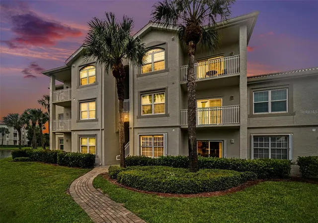 Listing Photo 1 - Condo for sale in building located at 15585 Ocean Walk Cir, Fort Myers, FL 33908 - Unit #101