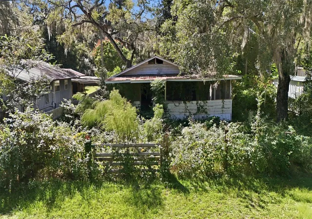 Single family home for sale at 25116 NE 133rd Street, Fort Mc Coy, FL 32134 | MLS# O6452608