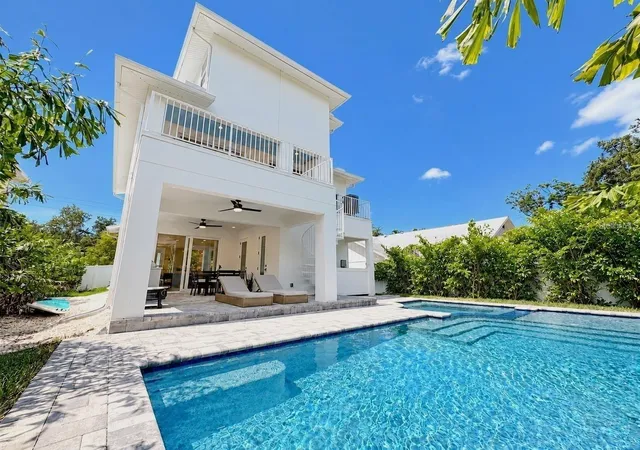Photo 1 of Single family home for sale at 1647 Siesta Dr, Sarasota, FL 34239 | MLS# A4710780 | Listing updated on 2026-10-30