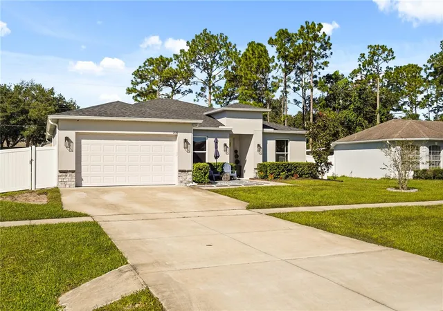 Photo 1 of Single family home for sale at 2136 Bancroft Blvd, Orlando, FL 32833 | MLS# S5160173 | Listing updated on 2026-10-27