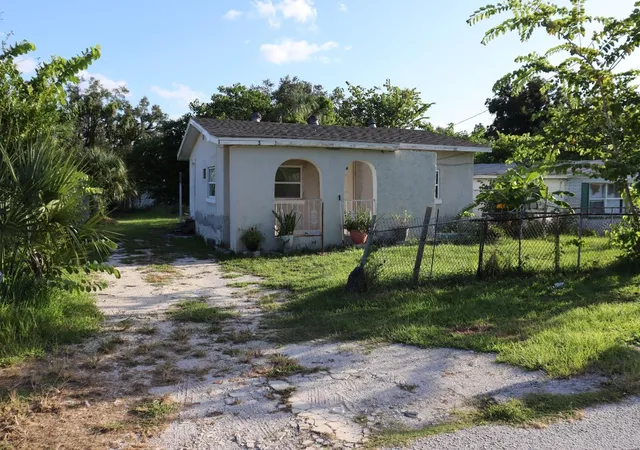 Photo 1 of Single family home for sale at 3721 E Idlewild Ave, Tampa, FL 33610 | MLS# TB8561347 | Listing updated on 2026-10-27
