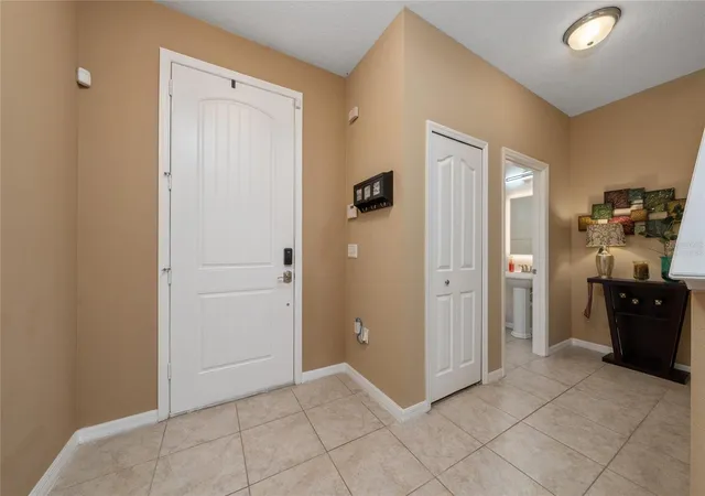 Photo 2 of Single family home for sale at 11919 Verrazano Dr, Orlando, FL 32836 | MLS# S5160177 | Listing updated on 2026-10-26