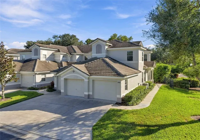 Photo 2 of Condo for sale at 792 Grasslands Village Cir #792, Lakeland, FL 33803 | MLS# L4966029 | Listing updated on 2026-10-28