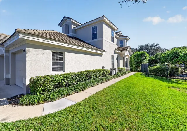 Photo 3 of Condo for sale at 792 Grasslands Village Cir #792, Lakeland, FL 33803 | MLS# L4966029 | Listing updated on 2026-10-28